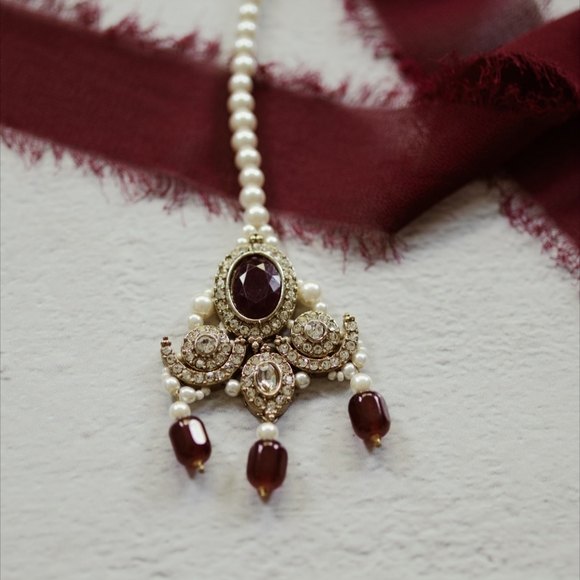 Indian Pakistani Bridal Jewelry Set, 5-Piece - Maroon / Pearl - Picture 11 of 11